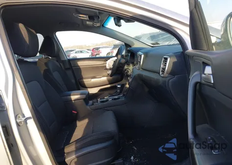 2020 Kia Sportage Lx z USA, uszkodzony, nr VIN KNDPM3AC6L7712831